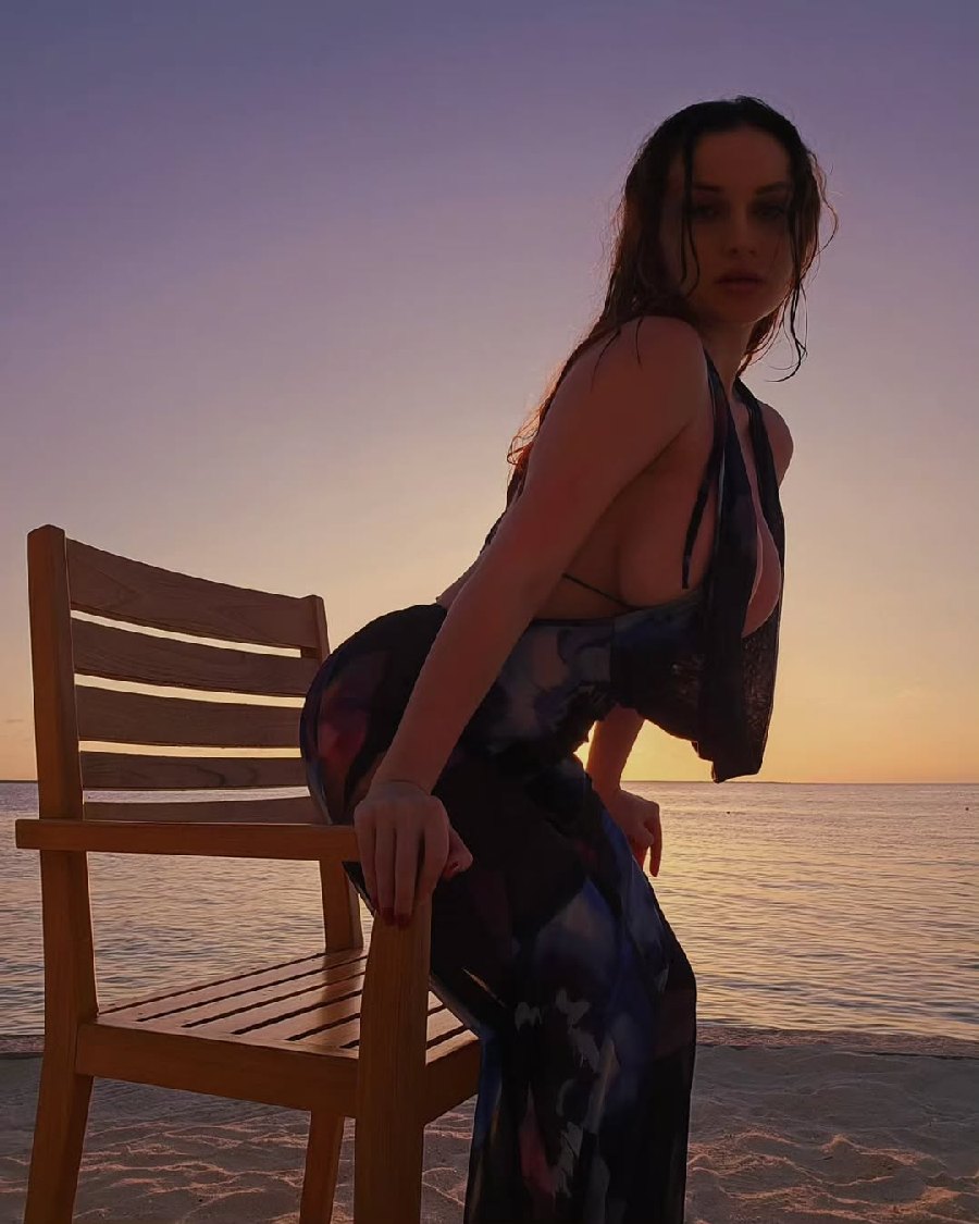 Sexy girl Miranda Faith nude in Voronezh