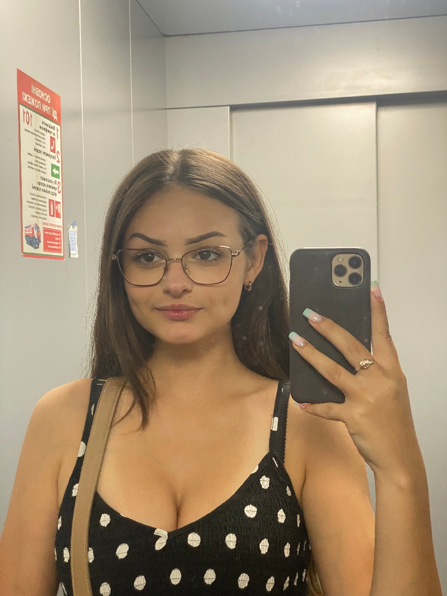 Sexy model Stacy in Voronezh